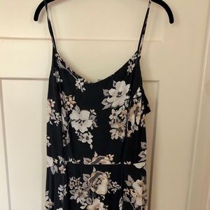 Old Navy Dark Gray Floral Dress - XXL